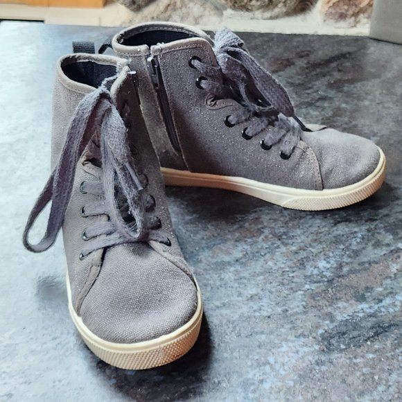 Cat & Jack Gray Canvas High-Top Sneakers Size 13 - Picture 4 of 16